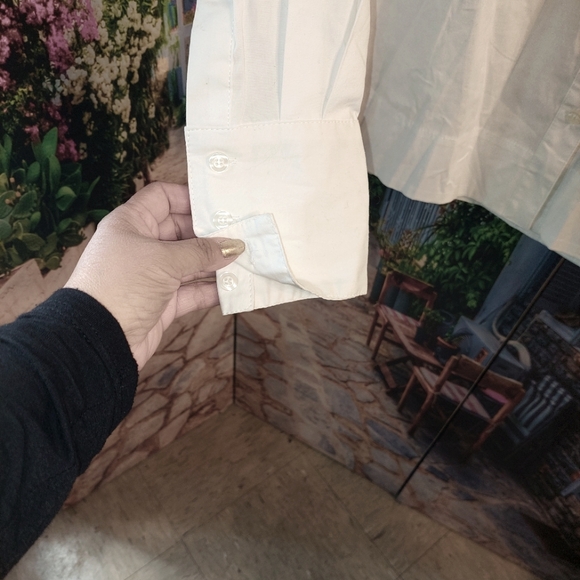 M&M White Button Down Shirt. Ruffles Front. Blouse Look - Picture 7 of 9